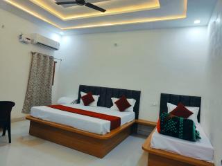 Hotel Premium Residency - 2