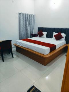 Hotel Premium Residency - 0