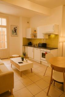 Appartement 4 voyageurs avec terrasse et WIFI - Proche Cité Médiévale - 6