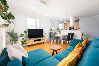 Las Bródnowski Urban Jungle Apartment by BookingHost - 9