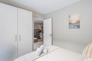 Arch House Langebaan - Modern Stay Near Beach & Club Mykonos - 8