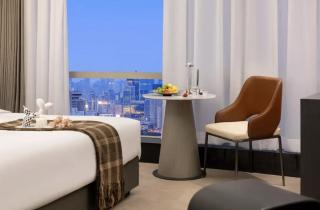 Borui Starry Sky View Hotel (Chongqing Jiefangbei Pedestrian Street Hongyadong Branch) - 1