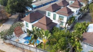 Two Pool Villa Pattaya พูลวิลล่าพัทยา Private Poolvilla - 5