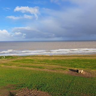 4 bed house 50 yards from the beach & lighthouse - 4