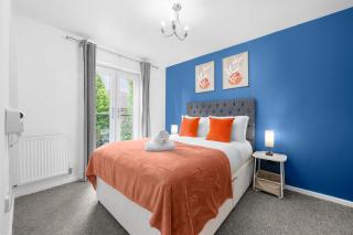 4 Bed Home in Salford by City SuperHost - Manchester - 3