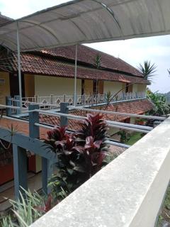 Hotel New Pesona Anggraini - 9