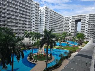 Urban Luxe Suite at SHELL Residences MOA - 9