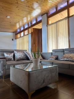 Triolet Bed and Breakfast - 2