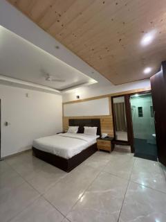 sunita resort - 5