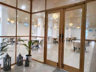 Hotel Y J Manor - 6