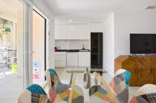 Stylish 1-Bedroom Apartment - by Welcomely - 5