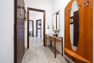 Poggio Suite - Bright City Escape - 6