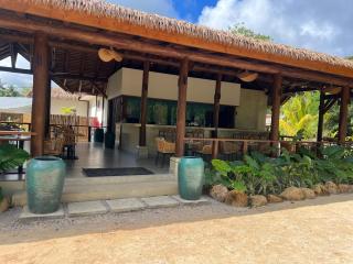 Pineapple Beach Villas - 5