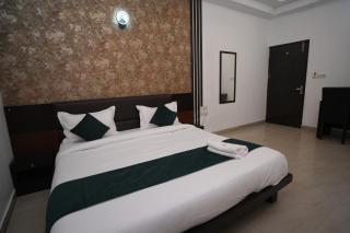 Golden Palm Residency - 6