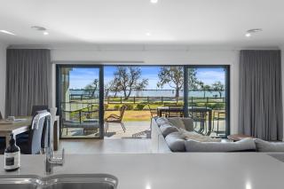 No 1 Marine Cove - Lake Views - 0