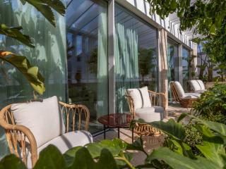 Browns Avenue Hotel - 2