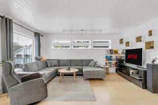 Tromsø Fairytale House I Groups & Family - 0