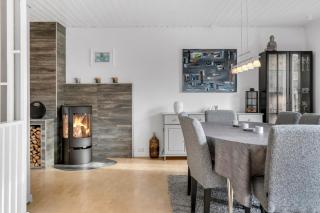 Tromsø Fairytale House I Groups & Family - 5