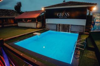 Grass Resort and Spa - 6
