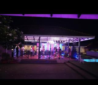 Grass Resort and Spa - 3