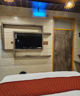 Ghanshyam Hotel - 6
