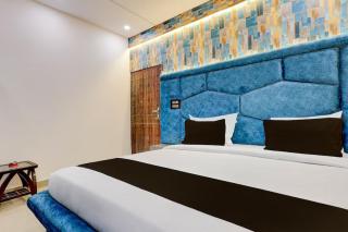 JC Luxury Hotel - 2