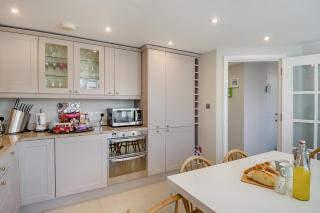 Lavender House - 3