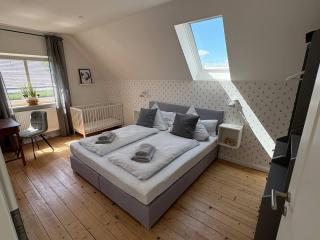 NEU 2025 Friesenhaus 1940 Esens - 1