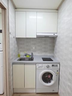J 9-minute walk from Nakseongdae Station, quiet neighborhood studio - 9