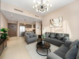 YADO|Lux 2BR Act One|Skyline View|Steps to Burj - 5