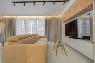 Official Mercury Suite with Pool Access & Views 360 Estates - 0