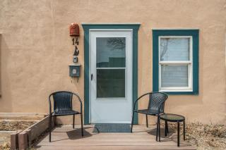 Quiet Urban Hideaway Near Downtown and Dining - 1