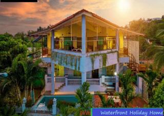 Waterfront Villa By Bigfoot Stay - 9