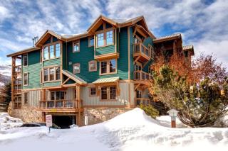 KBM Resorts Town Pointe Spacious 1 level Walk to Main and Town Lift Private Hot Tub Parking Elevator Access AC TPC-102c - 3