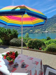HAPPY DAYS Appartamento con stupenda vista lago - 0
