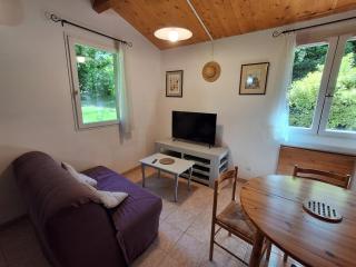 Maison dans parc arboré - 8