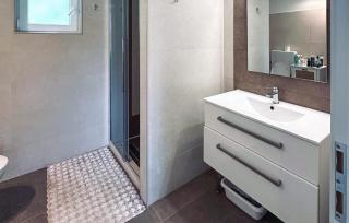 2 Bedroom Stunning Home In Medvida - 6