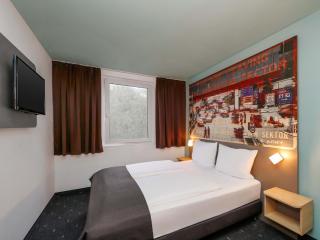 B&B Hotel Berlin-Dreilinden - 4
