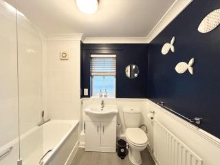 Apartment I Sleeps 4 I Wi-Fi I Parking I Rail Links I Newmarket - 4