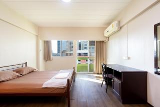 Petch Tower Ekamai - both 1 bed kitchen, studio available - 5