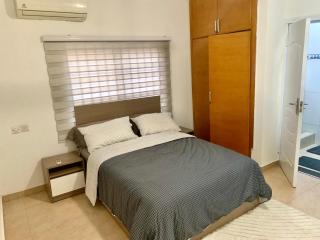 Cozy comfortable One bedroom close to Airport - 1
