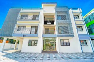 Collection O Kalamassery Near Medical College - 0