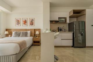 CB937 | Stylish loft piso 9 con balcón y vista ciudad - 2