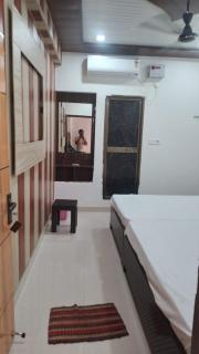 Sri Govind restaurant and guest house - 3