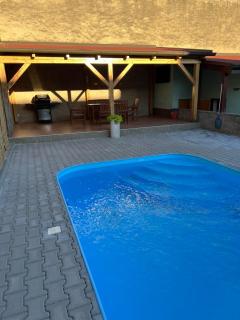 Apartmán se společným bazénem Zlonice - 3