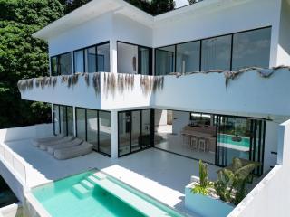 Palmaya Villa - Pool & Sea View - 3 Bedrooms - 4