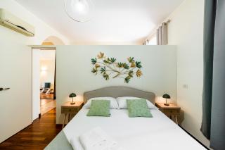 Loft with private garden at navigli - 9