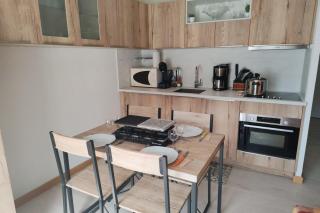 Apt at the foot of slopes 3 - 8