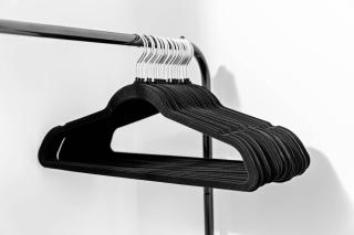 Comfortable 2 Bed Apt, Sleeps 8, Parking, Great for Contractors, Families and Leisure Stays, West Midlands, near Birmingham, Edenwood Residence - 8