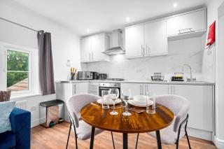 The Edenwood Residences StylishStay, West Midlands - Droitwich Spa - 3